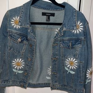 Denim button w daisy
